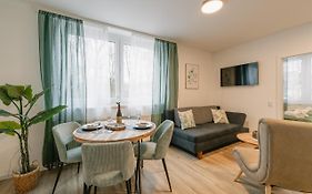 2-Zimmer Themen-Apartment Im Zentrum, Naehe Oper